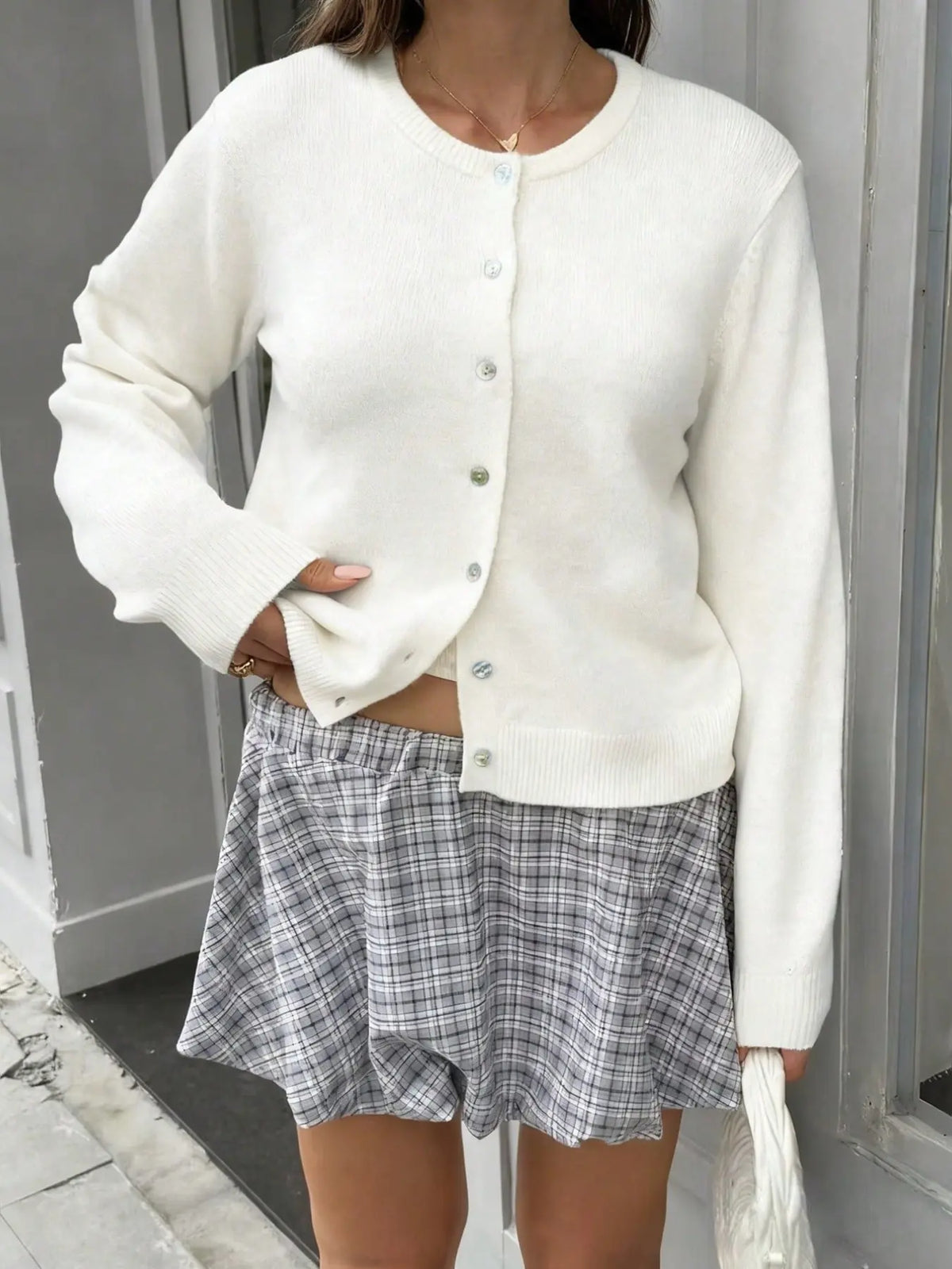 New Elegant Aesthetic Basic Short Fit Women's Round Neck Button Front Solid Knit Cardigan Tops, Spring Y2K Goddess Style, Casual All Seasons Outerwear Knitwear Crew Neck Knitwear
