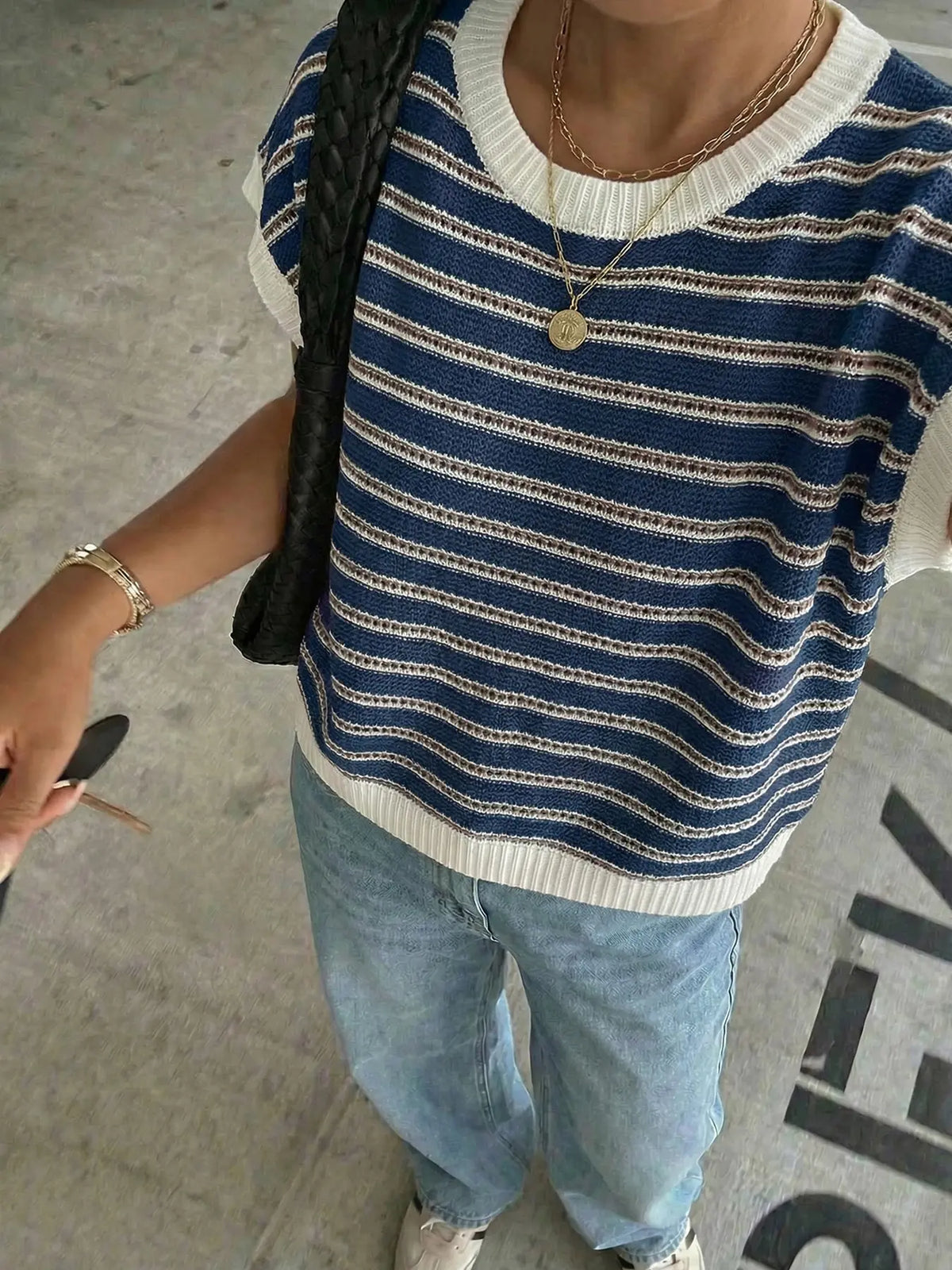 Women's Striped Knit Vest, Casual Loose Fit Sleeveless Top, Sleeveless Fashion Apparel, Spring Summer Fashion, Elegant & Comfortable, Random Stripe Pattern