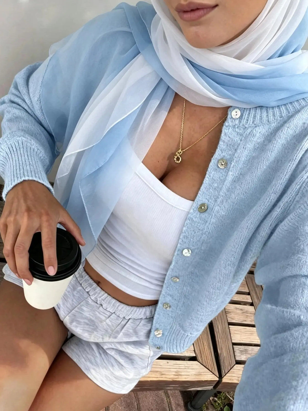 New Y2K Elegant Short Fit Knit Sweater for Women, Round Neck Button Front, Plain Surface, Spring & Fall Casual Wear, Winter Outerwear, Womenswear