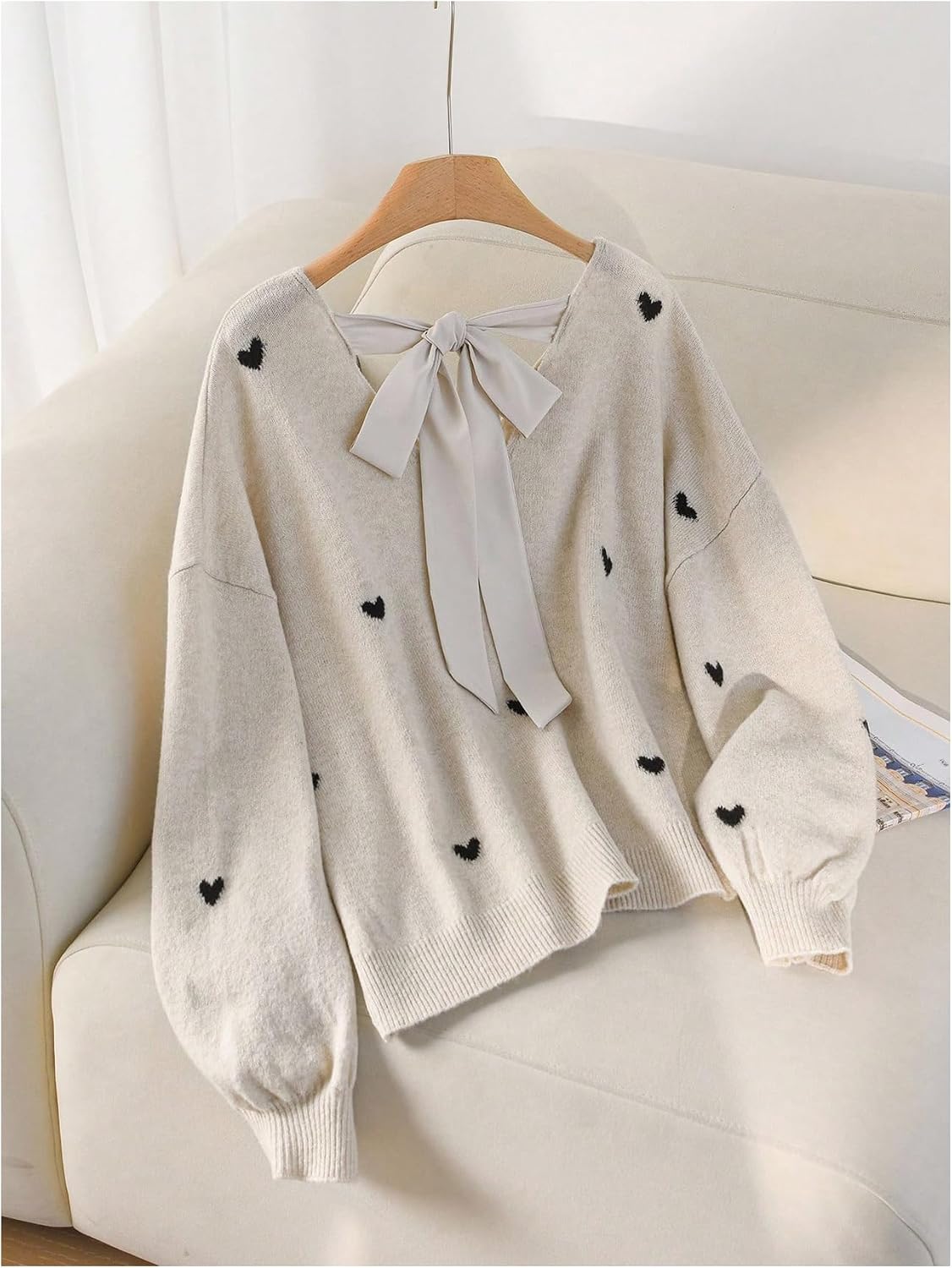 BEAUDRM Women's Plus Size Heart Graphic Sweaters Y2k Bow Tie Back V Neck Long Sleeve Knitwear Tops Fall Clothes