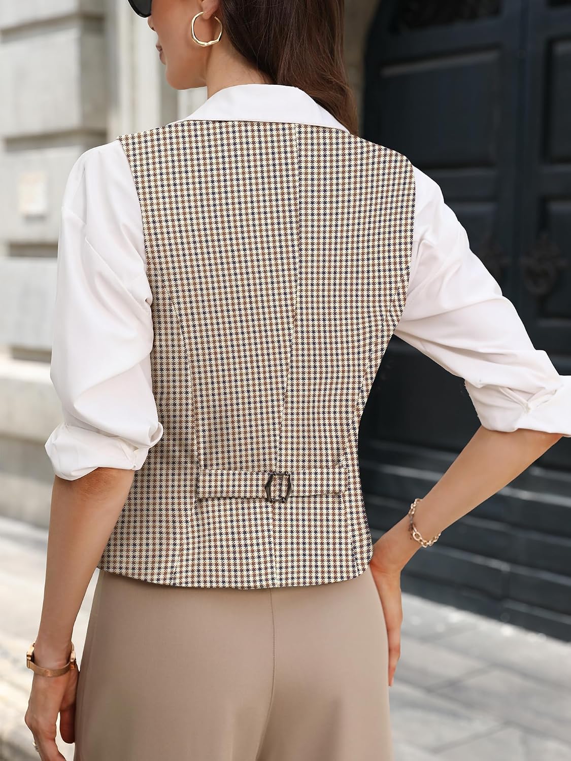 ELLEVEN Womens High Stretchy Vest Tops 、Fully Lined Button Down Waistcoat