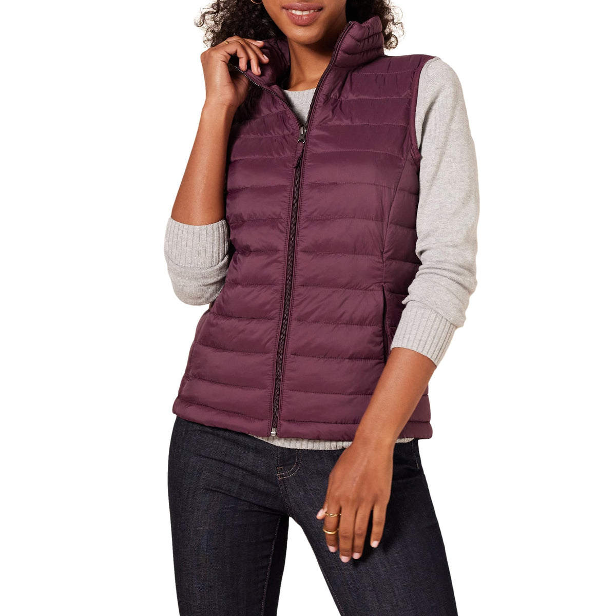 Amazon Essentials Women's Lightweight Water-Resistant Packable Puffer Vest