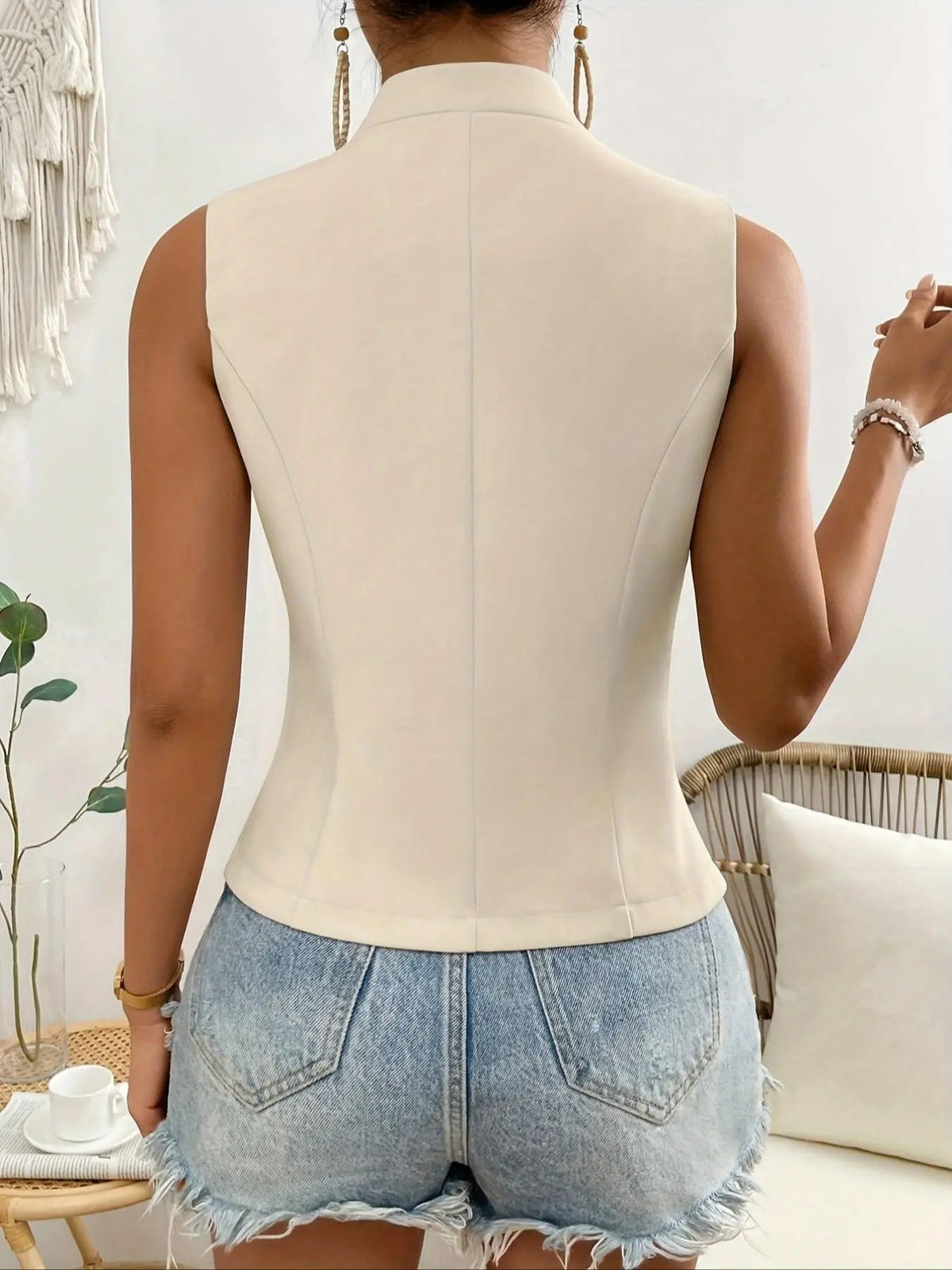 Women's Summer Waist-Cropped Suit Gilet, Stand Collar Sleeveless Button Vest, Casual Office Layering Outerwear, Slim Fit, Plain Design, Versatile Fashion Piece